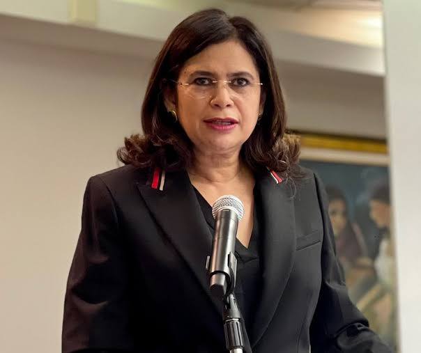 Rixi Moncada acusada de corrupción institucional en Honduras