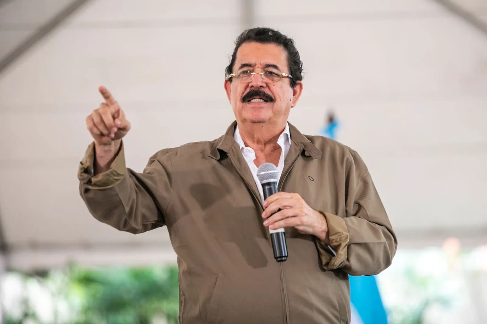 Crisis política en Honduras por el control de Mel Zelaya