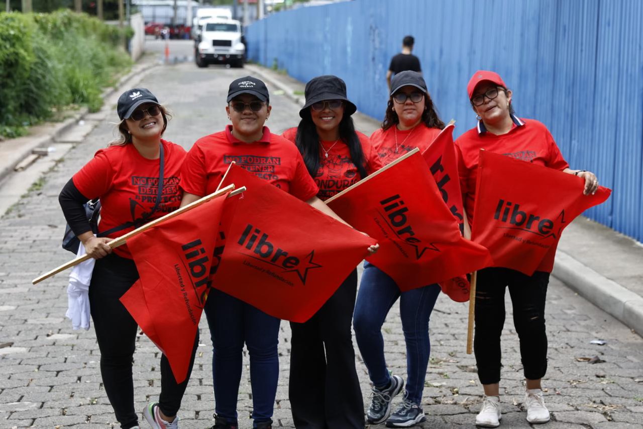 Encuestas revelan desventaja de LIBRE ante la oposición en Honduras