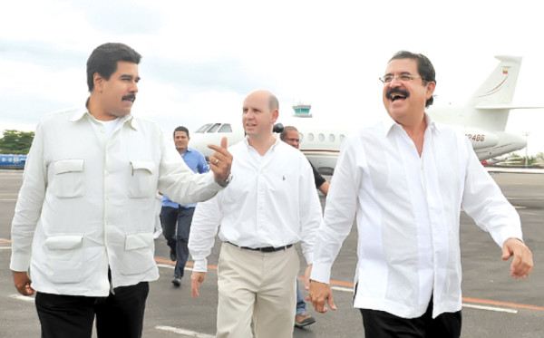 Manuel Zelaya enfrenta la sombra de la extradición y las declaraciones de Hugo “El Pollo” Carvajal Manuel Zelaya enfrenta la sombra de la extradición y las declaraciones de Hugo “El Pollo” Carvajal