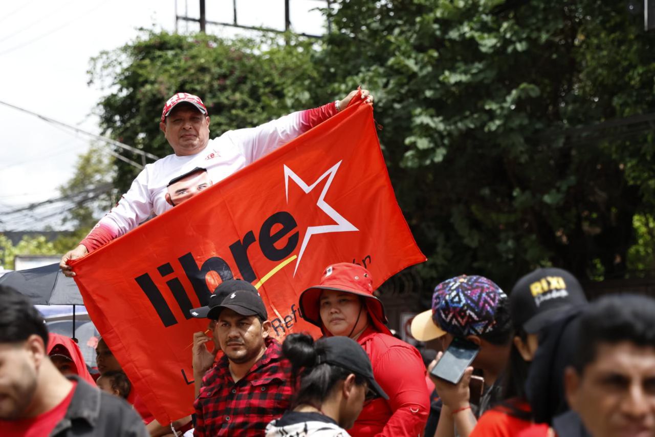 Denuncias por el uso del Fondo de Administración Solidaria intensifican la crisis política en Honduras