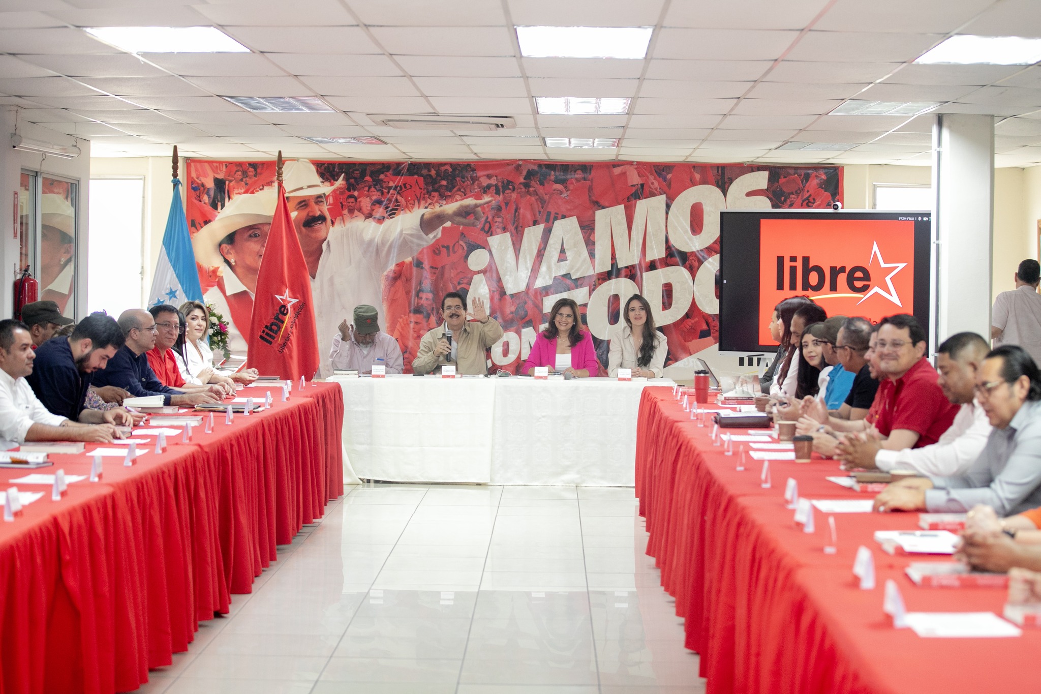 Efectos de la caída de Maduro sobre el Partido LIBRE y el entorno político hondureño